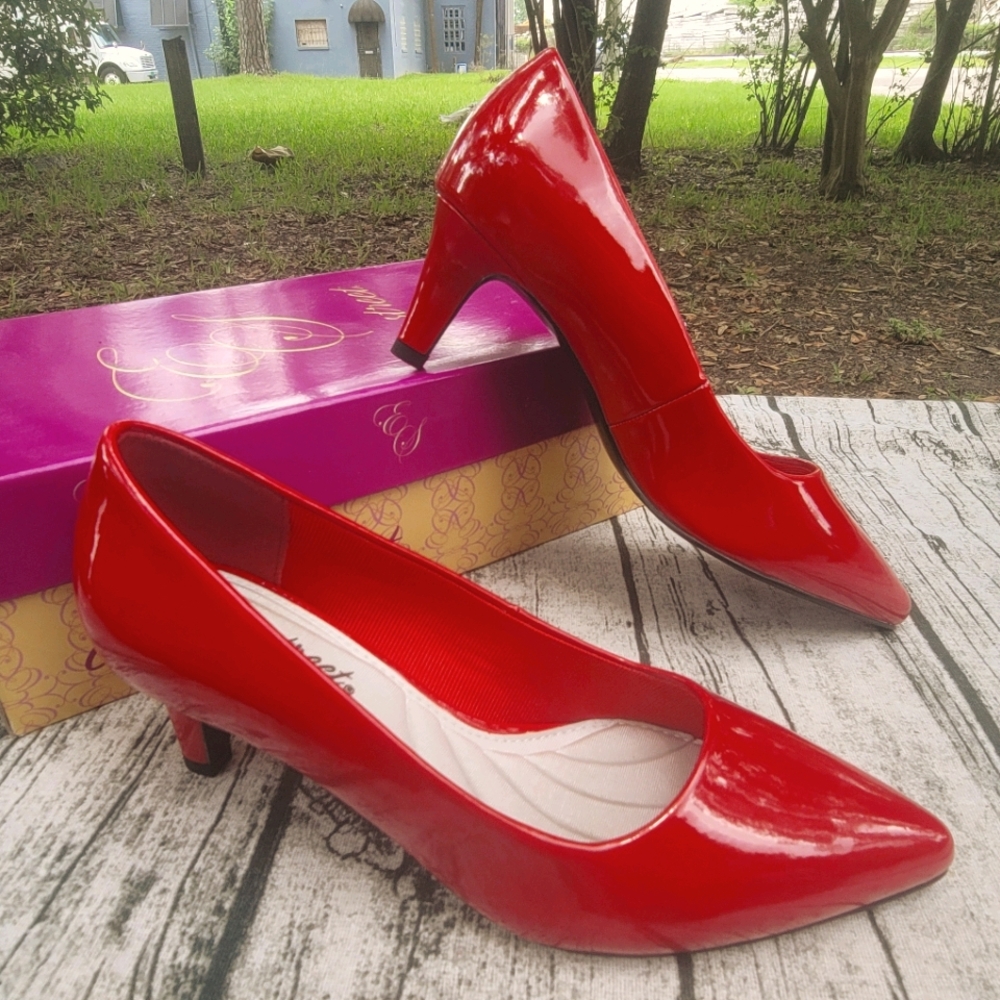 Cherry Red Easy Street Women's Pointe Dress Pump